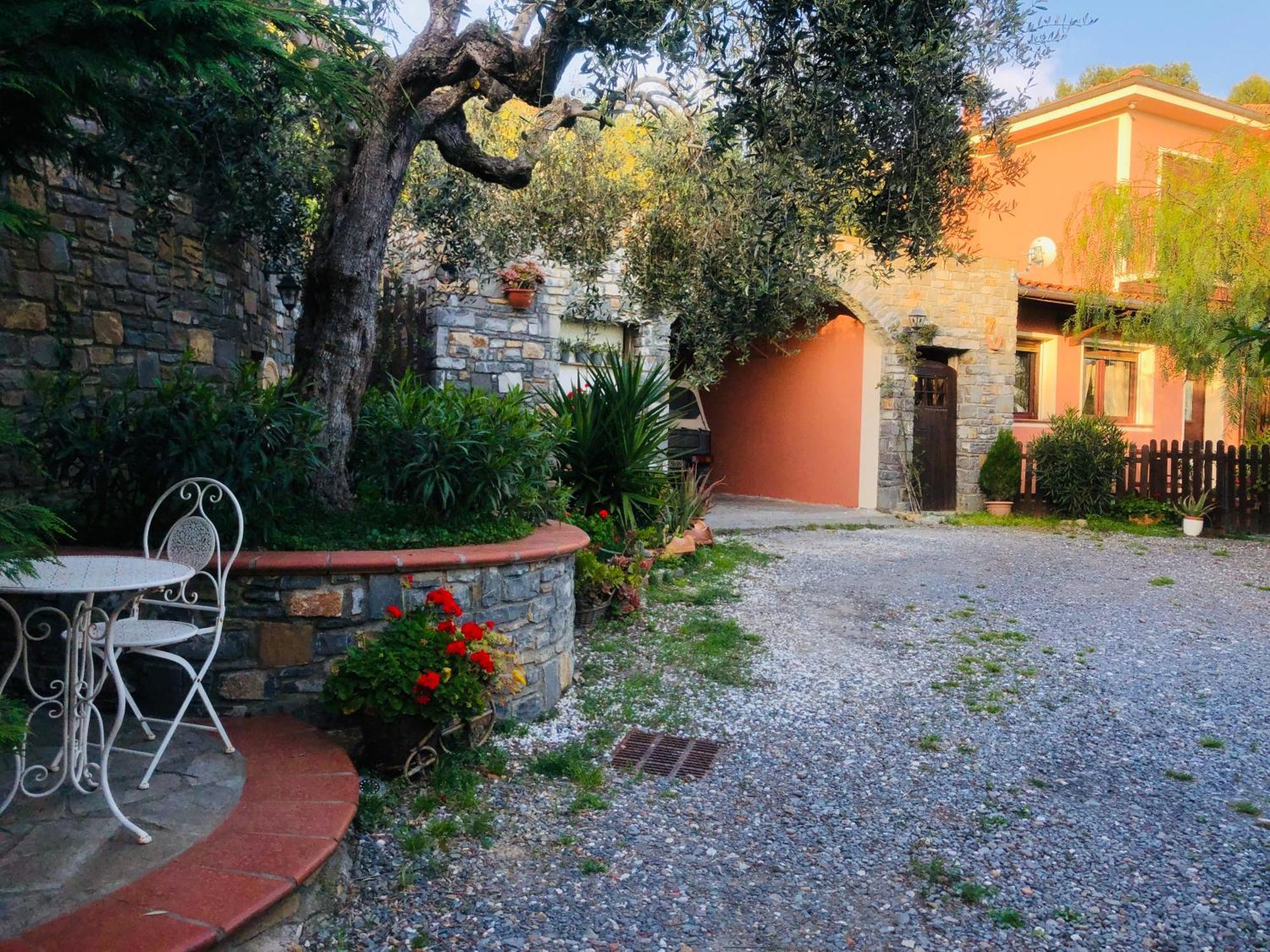 Le Jardin Sur Mer Avec Bike Et Mtb Tour Hotel Империа Екстериор снимка